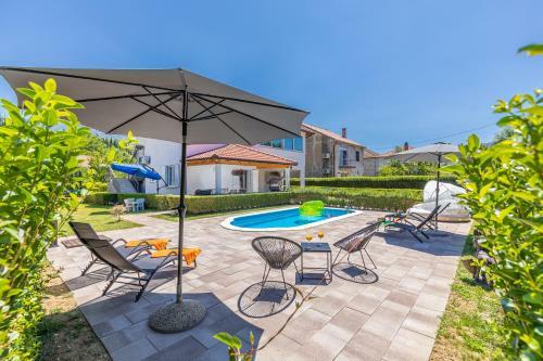 Apartamento Green Paradise With Swimming Pool