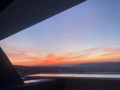 Luxury Apartment - Jacuzzi & Sunset View - Untold