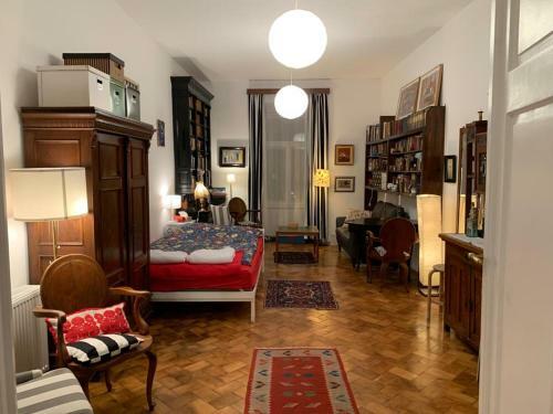 The Most Central Apartment Possible
