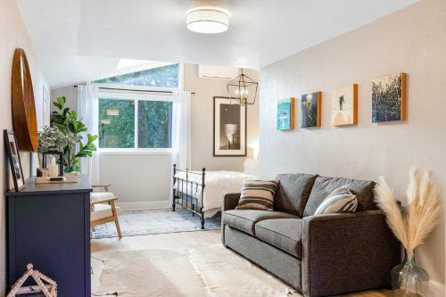 Glen Ellen Getaway