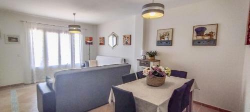 Wonderful 2-bed Apartment In Costa Esuri