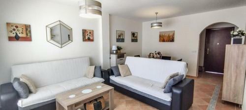 Wonderful 2-bed Apartment In Costa Esuri