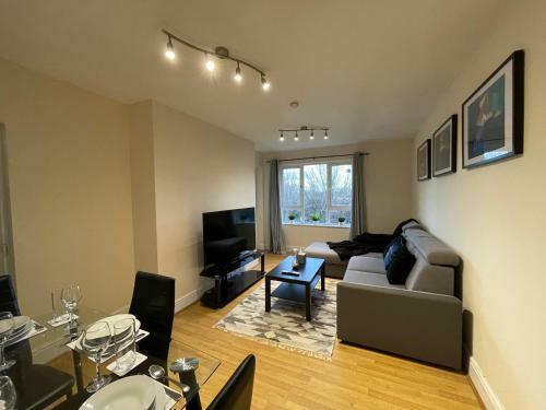 Longbridge Contractor Apartment
