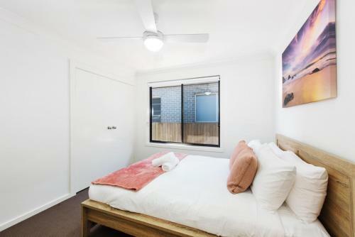 Mudgee Getaway With Yard In Central Location