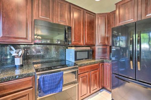 Sacramento Home With Private Pool And Hot Tub!