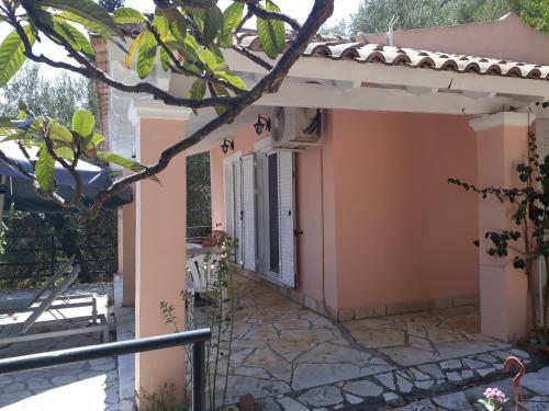 Detached 1 Bedroom Cottage, Double Bed Ideal Spot