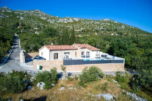 Villa Ivana II