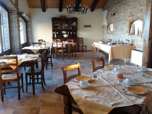 Hostal Rosso Di Sera
