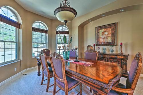 Luxurious Murrieta Retreat With Mountain Views!