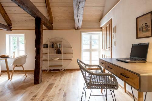 Parkside Apartment - A69931