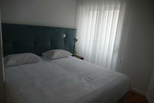 Bed & Breakfast Guest House E�a - Centro Hist�rico Leiria
