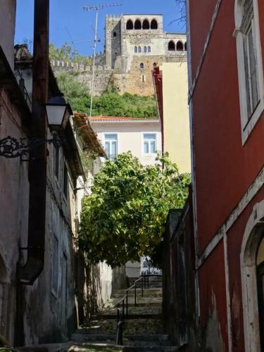 Bed & Breakfast Guest House E�a - Centro Hist�rico Leiria