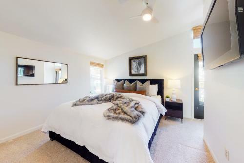 East Vail Escape