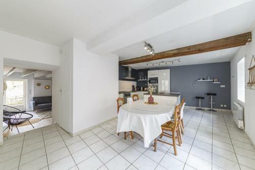 Maison En Bord De Loire Proche D'angers