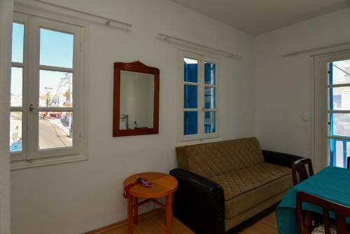 Naxos 3 Min From Port Central Apartment