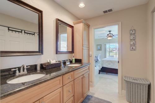 Direct Intercoastal Access W Pool