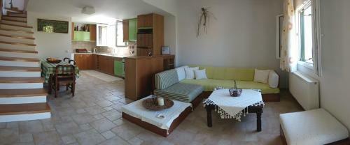 Tzena Apartment