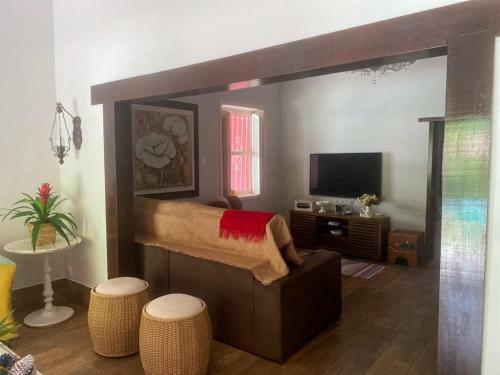 Casa Agrad�vel Com Piscina E Lareira