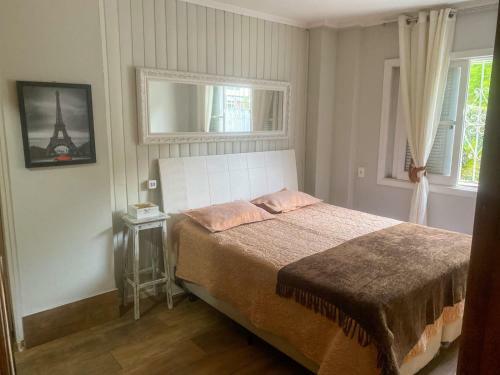 Casa Agrad�vel Com Piscina E Lareira