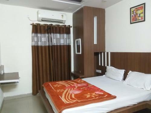 Hotel Regency Priya
