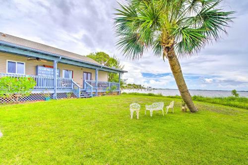 Sebastian Cottage On Indian River With Grill!
