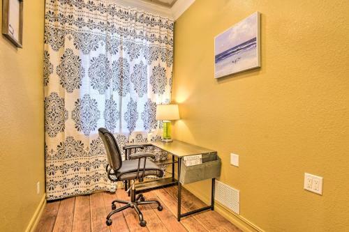 Elegant Venice Home With View - Walk To Beach!