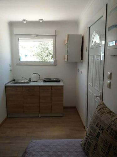 Reni Studio Residences