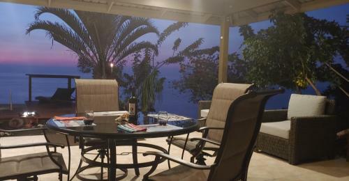 South Kona Coast Ocean View Luxury -pool