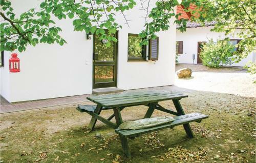 Five-bedroom Holiday Home In Kirchheim