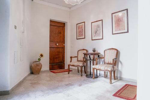 Hostal Piccolo Girasole
