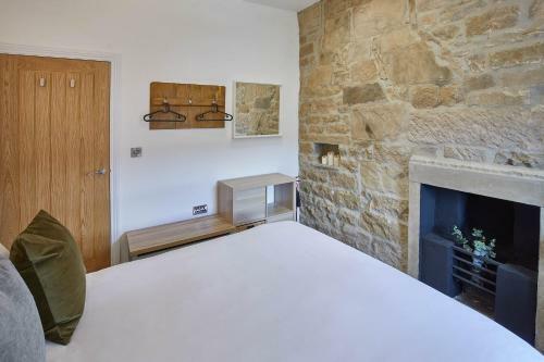 Host & Stay - Old Stone Cottage