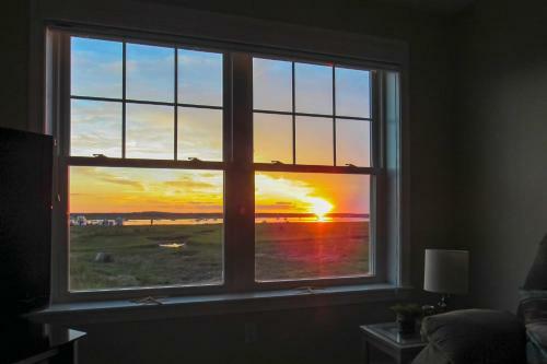 Sunset Pointe