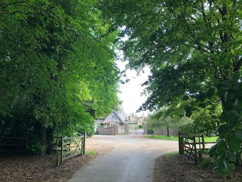 The Historical And Magical Lodge Gatehouse