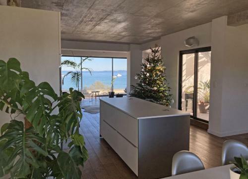 Villa Vue Mer - Hyeres Plage - Les Embruns