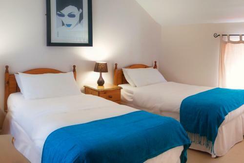 Woodside Lodge B&B
