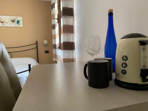 Hostal Room With Private Bathroom In Trapani