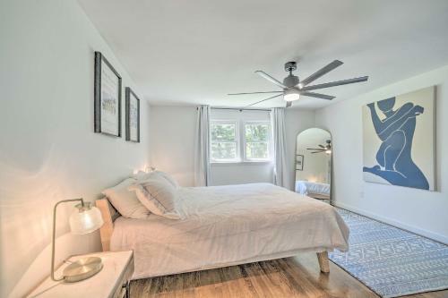 Artsy Upstate Getaway With Huge Private Yard!