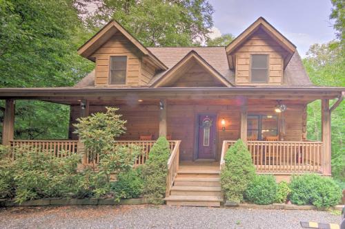 Charming Mtn Cabin 2 Mi From Downtown Boone!