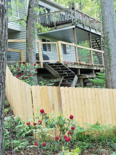 Treehouse Cathedral In Blue Ridge Mountains, Nc