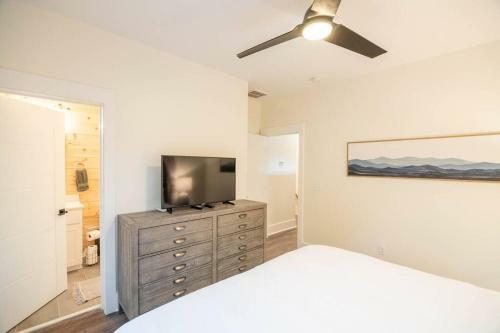Apartamento Appalachian At Main & Pine