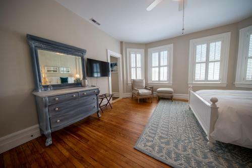 Bed & Breakfast The Edenton Collection-captain's Quarters Inn