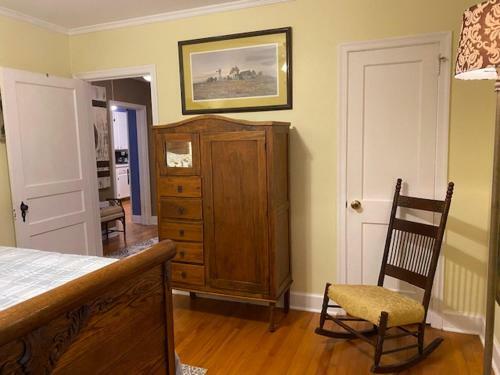 Uptown Oasis Eclectic Cottage