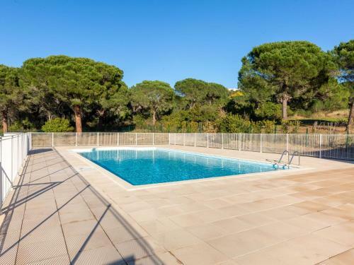 Holiday Home Le Mas D'esqui�res 16