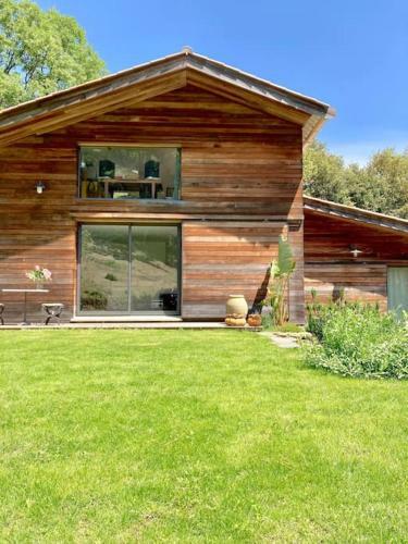 Villa Calme Et Spacieuse Avec Piscine