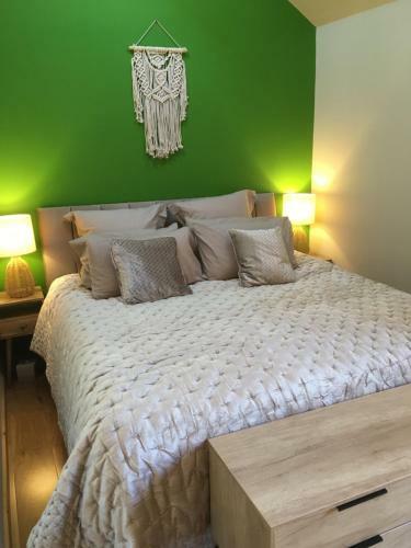 Wild Snowdonia Cottage With Panoramic Sea Mountain And Sunset Views