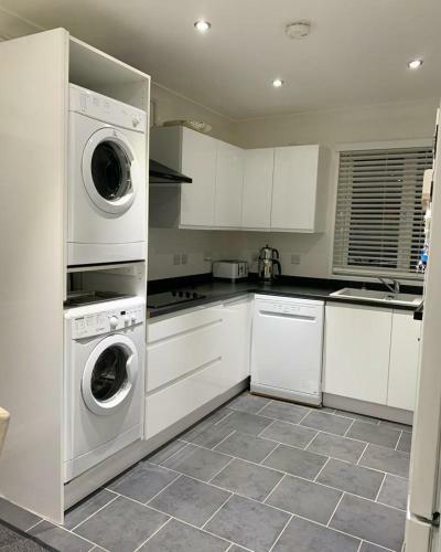 Luxury 2 Bedroom House In Peaceful Location