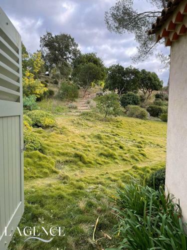 Villa Oasis Boh�me Face � Porquerolles
