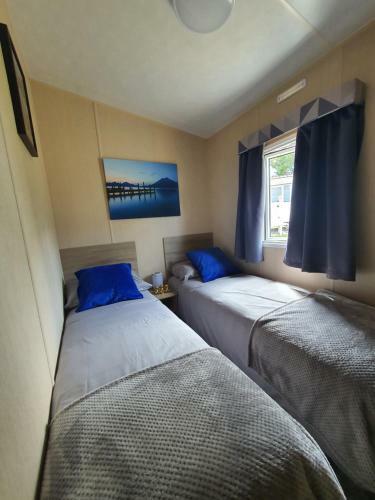 K-a Holiday Lodge