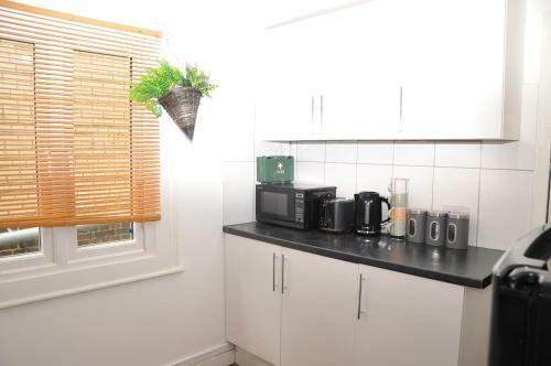 Hostal Virtue House