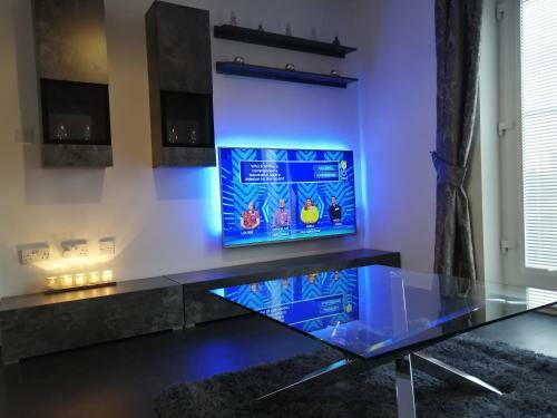 Commonwealth Ready Staynec Lamprey- Lux Apartment